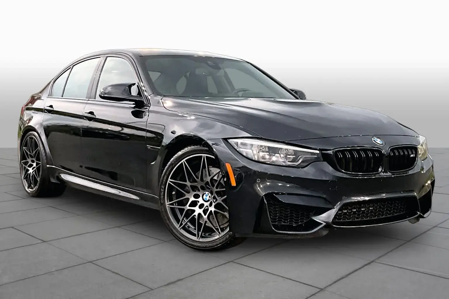 2018 BMW M3 Base photo 3