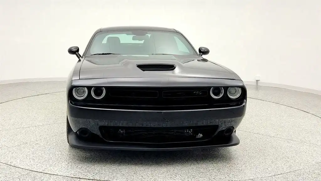 2023 Dodge Challenger R/T's photo