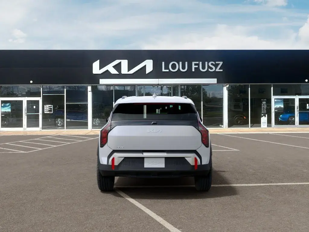 2027 Kia EV3 Wind AWD photo 5