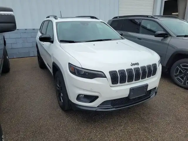 2023 Jeep Cherokee Altitude Lux 4WD's photo