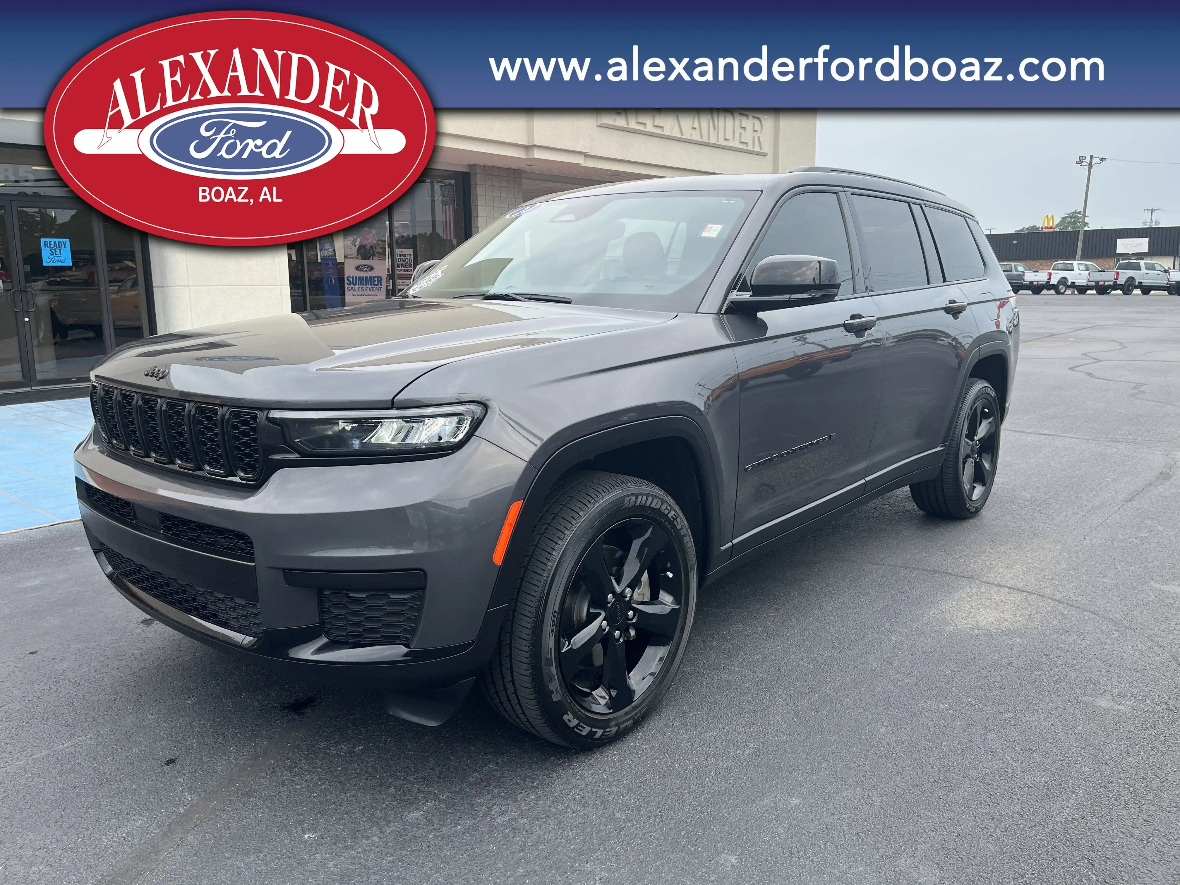 2024 Jeep Grand Cherokee L Altitude X 4x4's photo