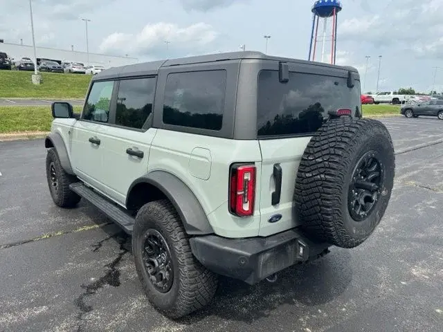 2023 Ford Bronco Wildtrak 4x4 photo 5