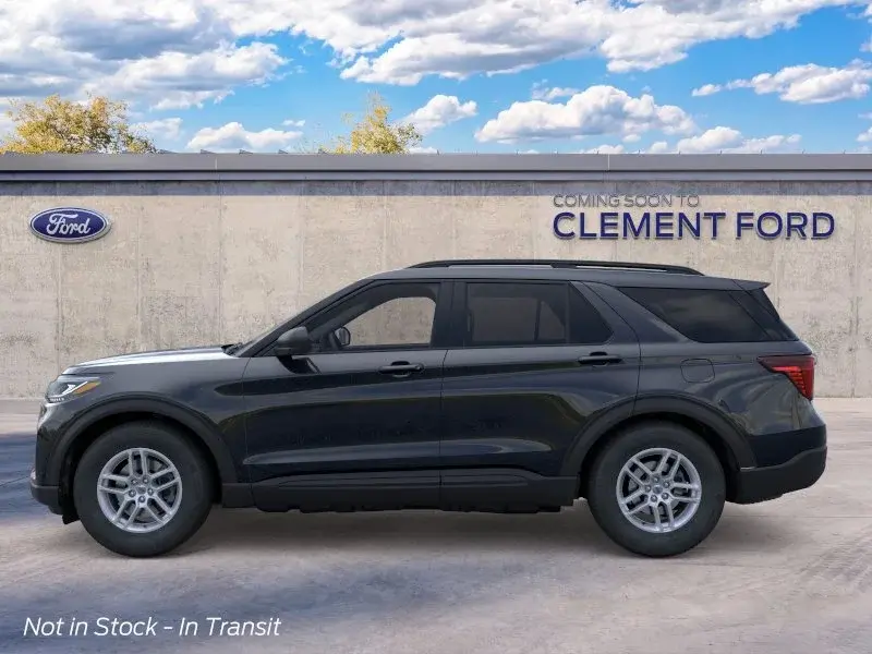 2026 Ford Explorer Active 4WD photo 3