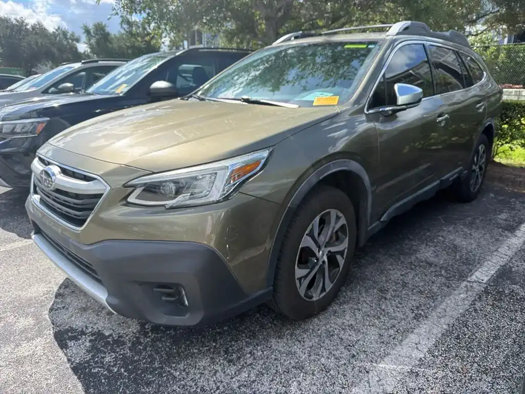 2020 Subaru Outback Touring's photo