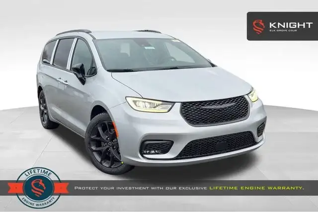 2026 Chrysler Pacifica Select photo 1