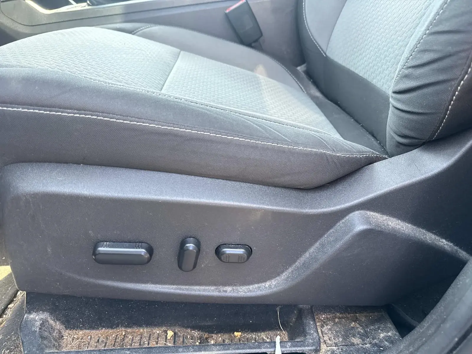 2017 Ford Escape SE photo 5