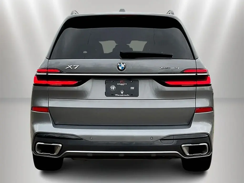 2024 BMW X7 xDrive40i photo 5