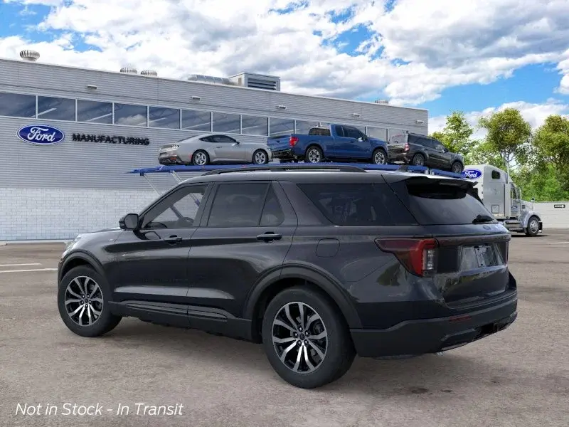 2026 Ford Explorer ST-LINE RWD photo 4