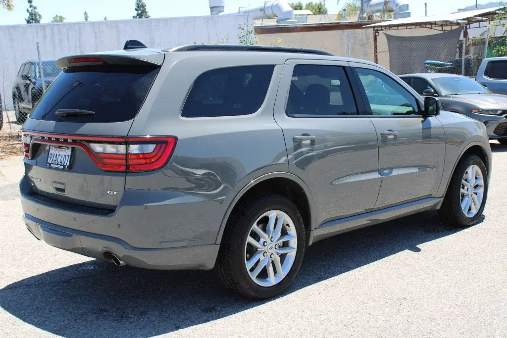 2026 Dodge Durango GT Plus AWD photo 4