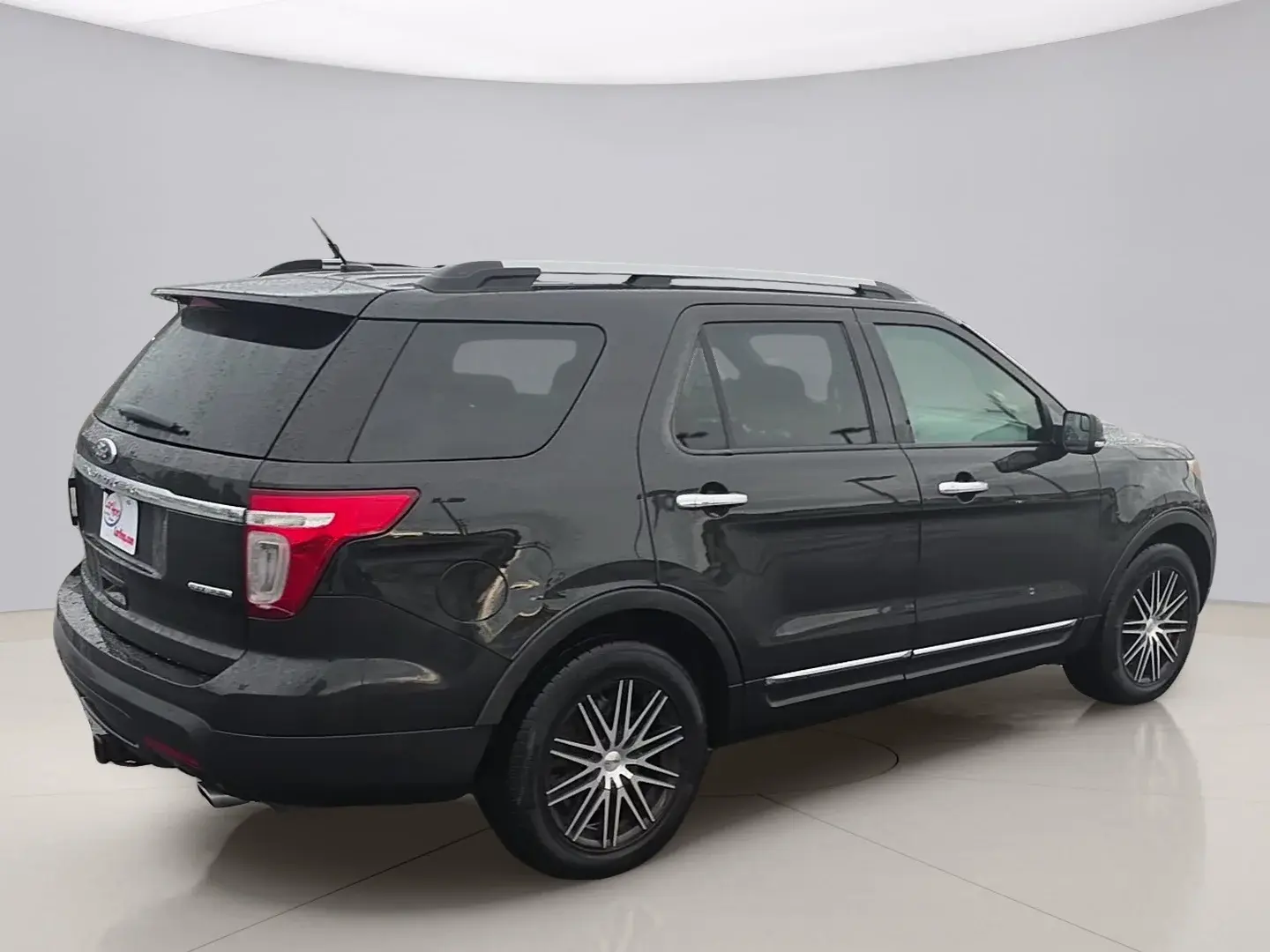2015 Ford Explorer XLT photo 5