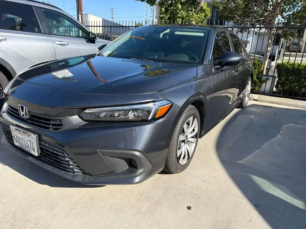 2023 Honda Civic LX CVT's photo