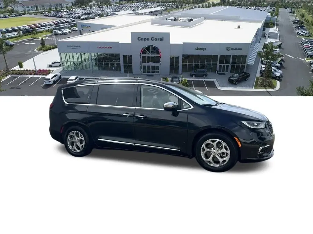 2023 Chrysler Pacifica Limited photo 4