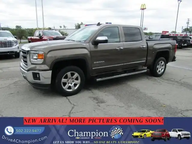2015 GMC Sierra 4WD Crew Cab SLT SWB's photo