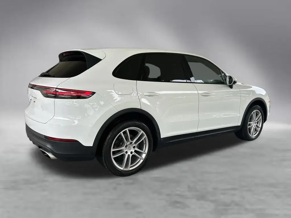 2019 Porsche Cayenne Base photo 3