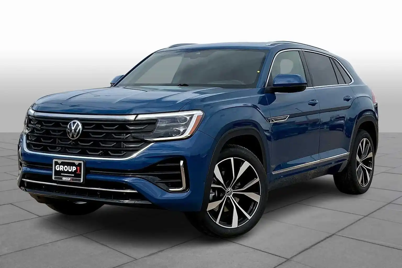 2026 Volkswagen Atlas Cross Sport 2.0T SEL Premium R-Line 4MOTION's photo