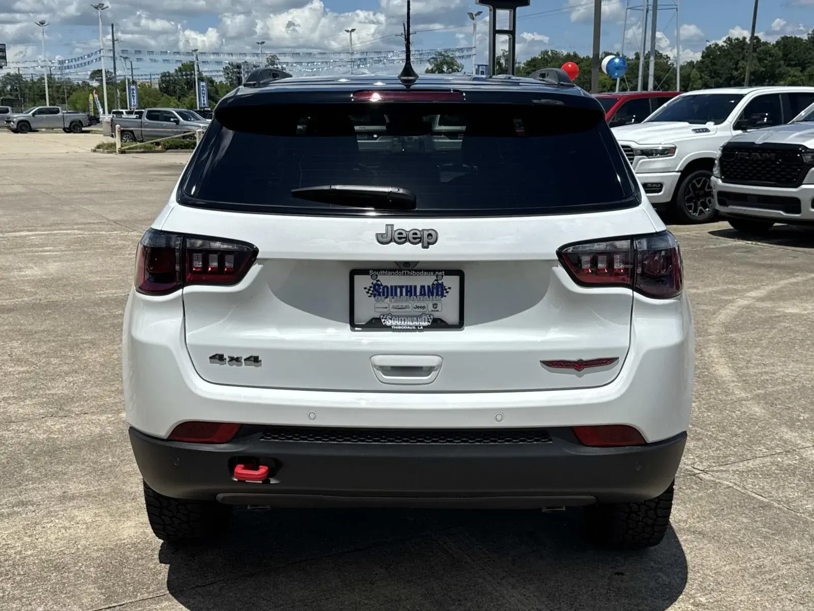 2026 Jeep Compass Trailhawk 4X4 photo 5