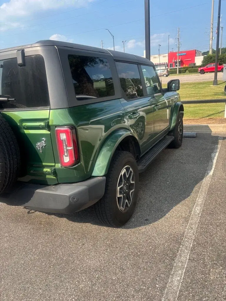 2023 Ford Bronco Outer Banks 4x4 photo 5