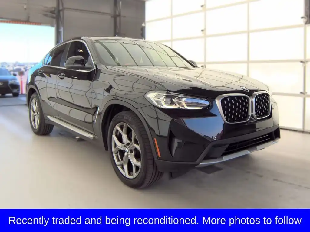 2025 BMW X4 xDrive30i's photo