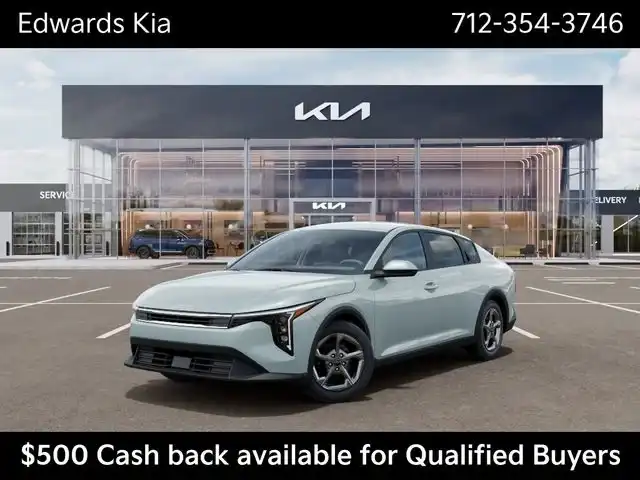 2026 Kia K4 LXS Auto's photo