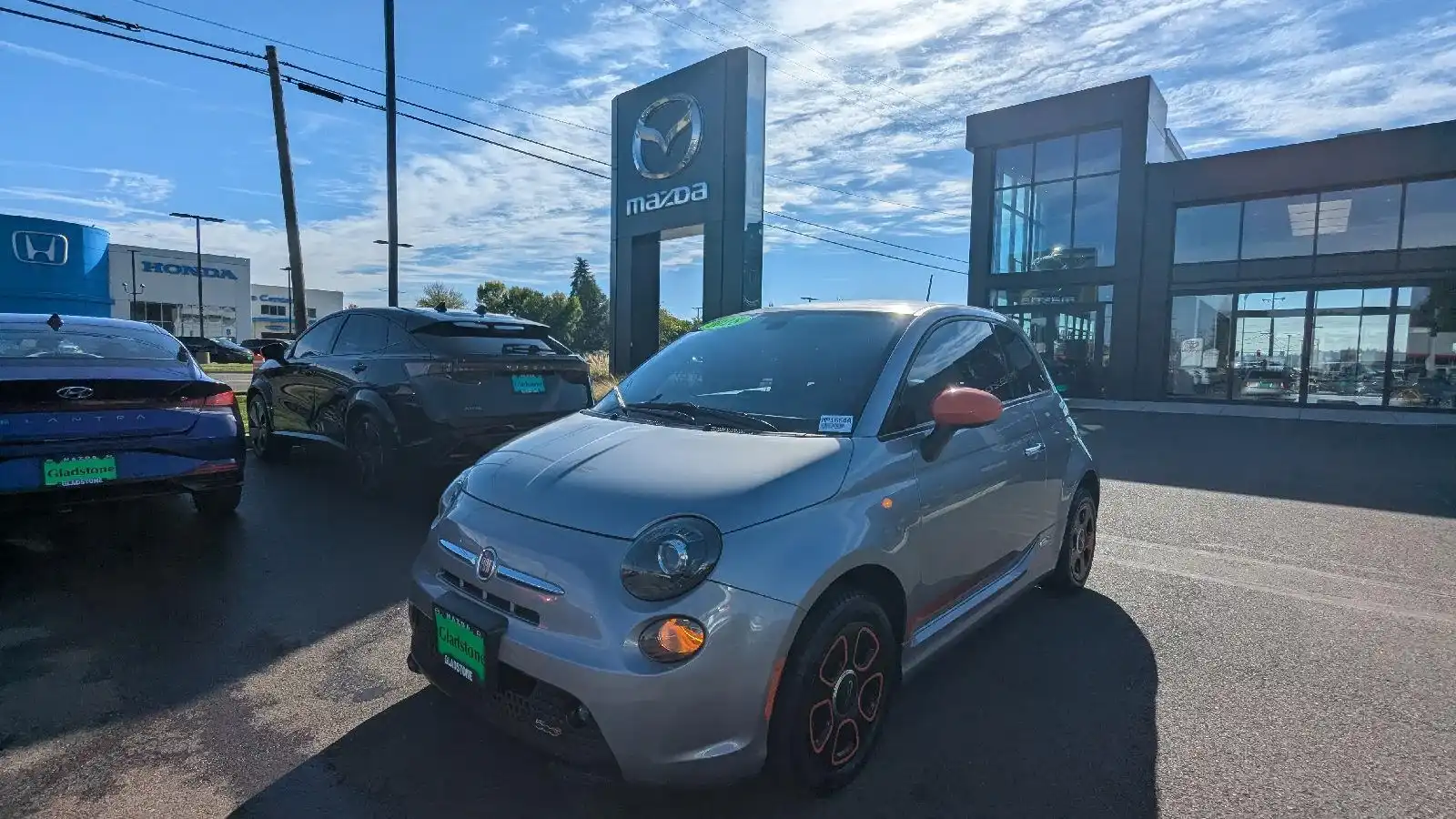 2018 FIAT 500e Battery Electric's photo