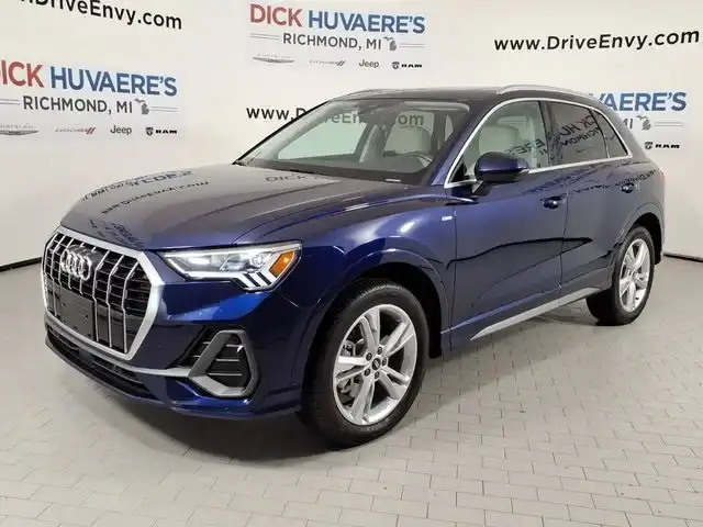 2023 Audi Q3 45 TFSI S Line Premium Plus quattro's photo