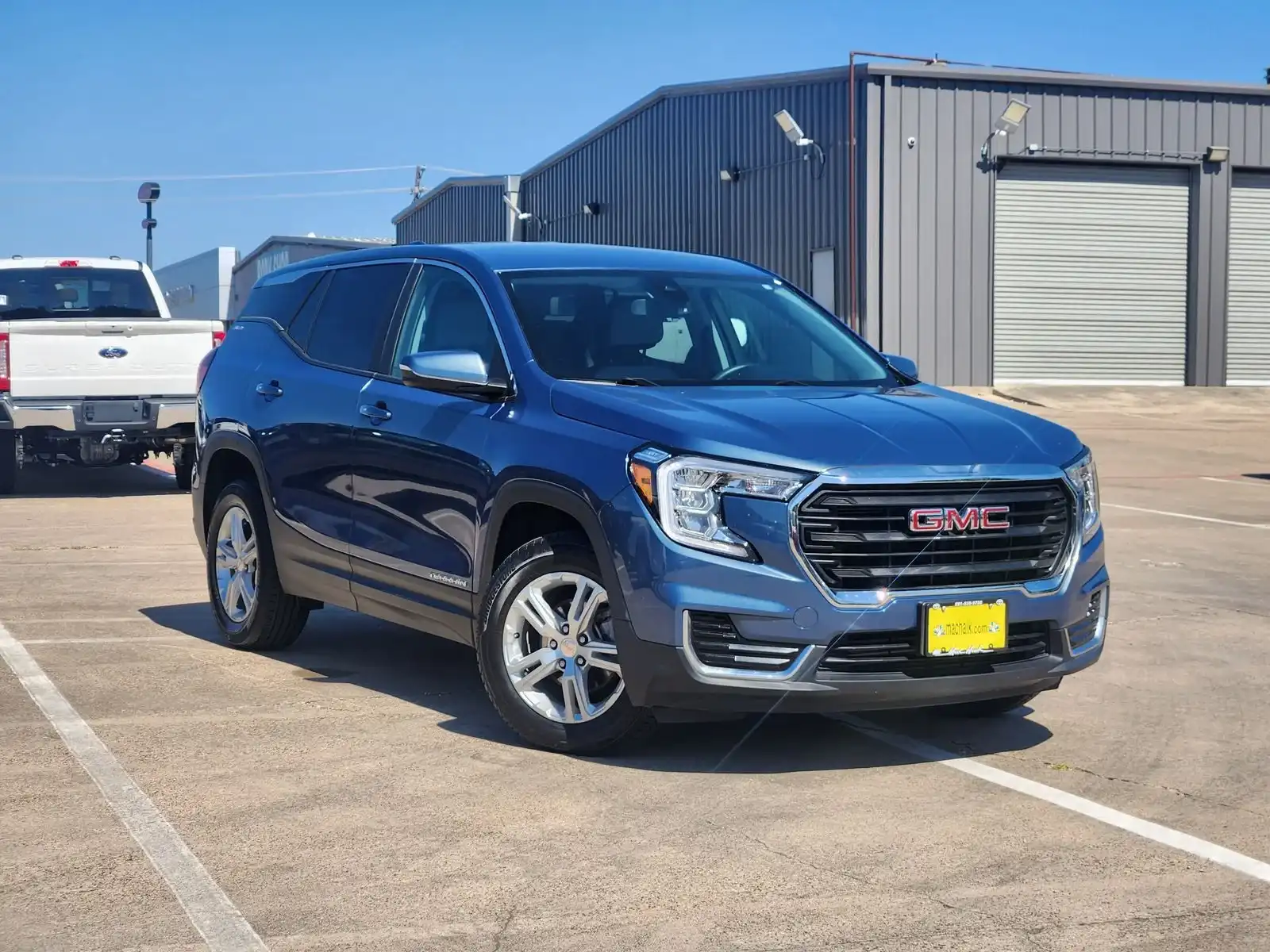 2024 GMC Terrain SLE FWD's photo