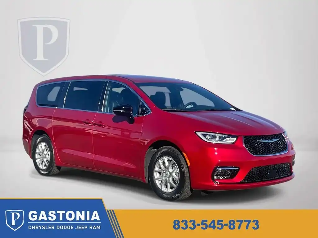 2026 Chrysler Pacifica Select's photo