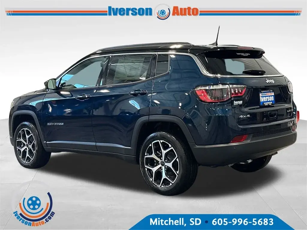 2026 Jeep Compass Limited 4X4 photo 5