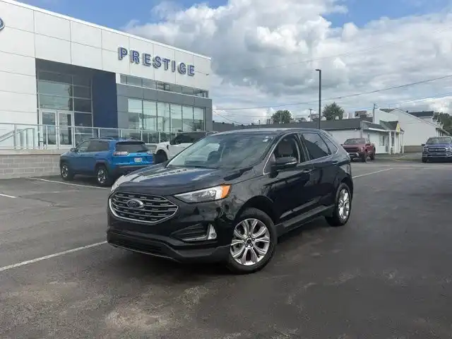 2023 Ford Edge Titanium AWD's photo