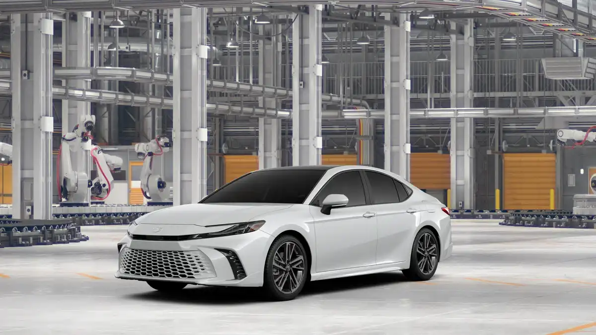 2026 Toyota Camry XSE Hybrid's photo