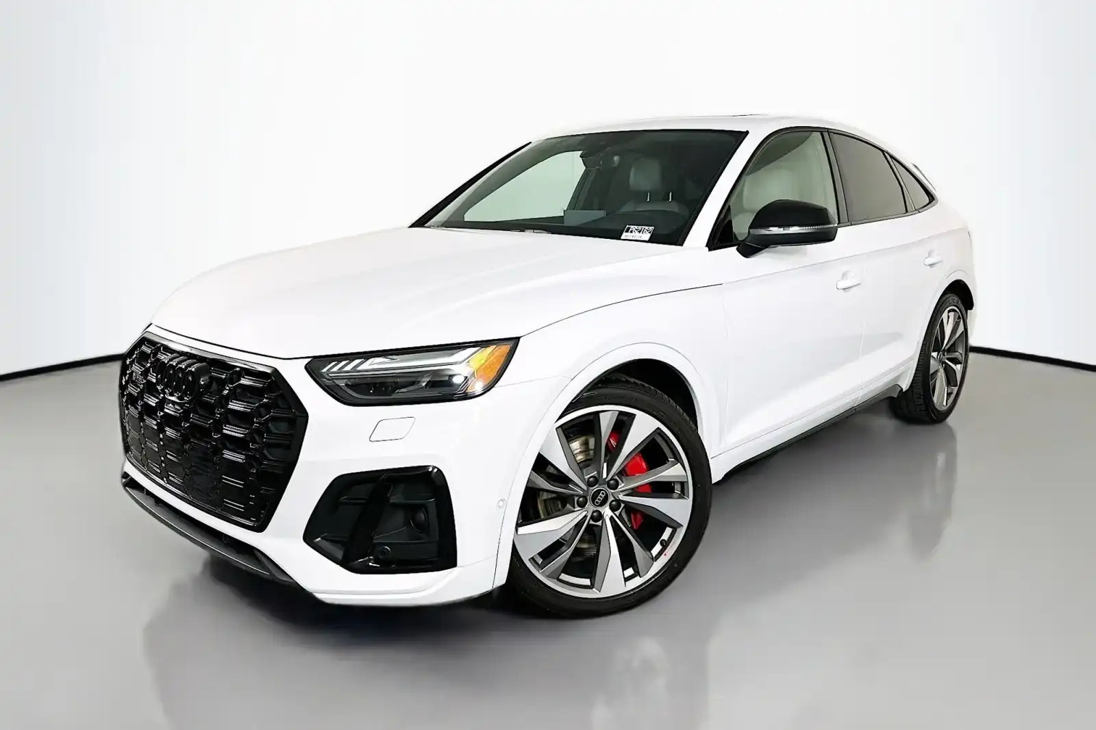 2023 Audi SQ5 Sportback Prestige's photo