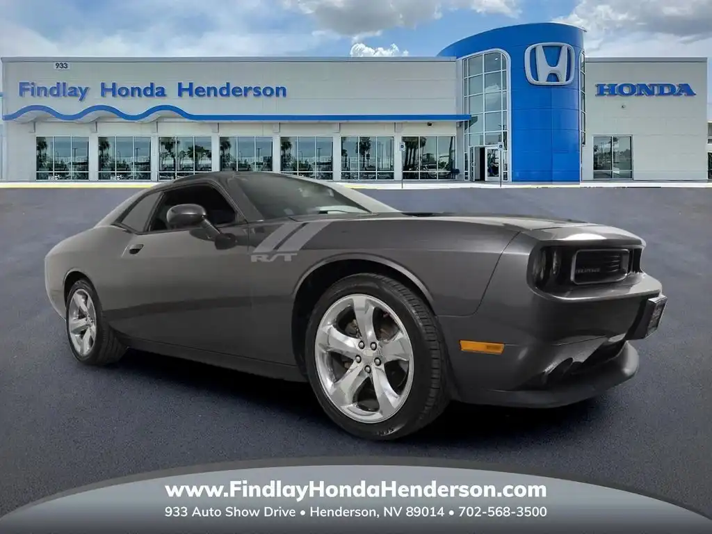 2014 Dodge Challenger R/T's photo
