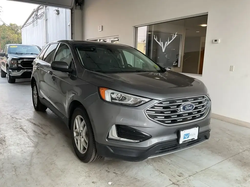 2022 Ford Edge SEL AWD photo 1