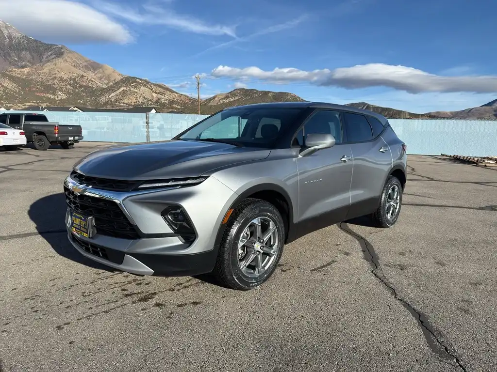 2025 Chevrolet Blazer 2.0T 2LT AWD's photo