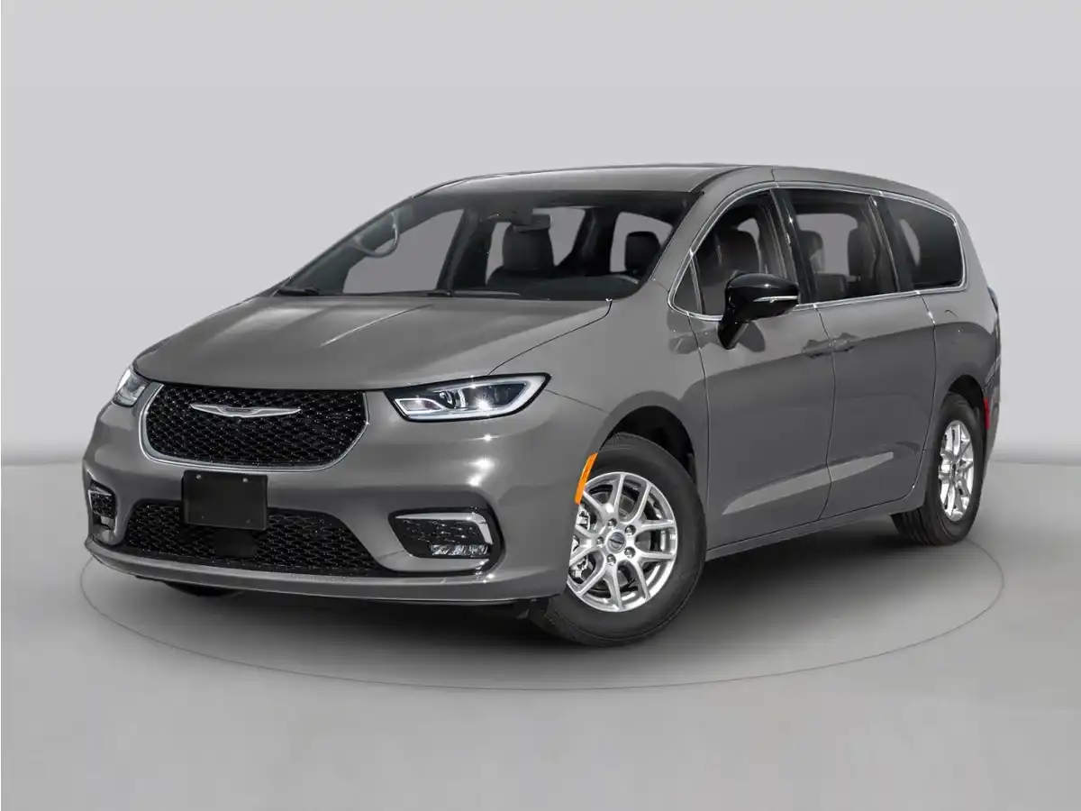 2025 Chrysler Pacifica Select's photo