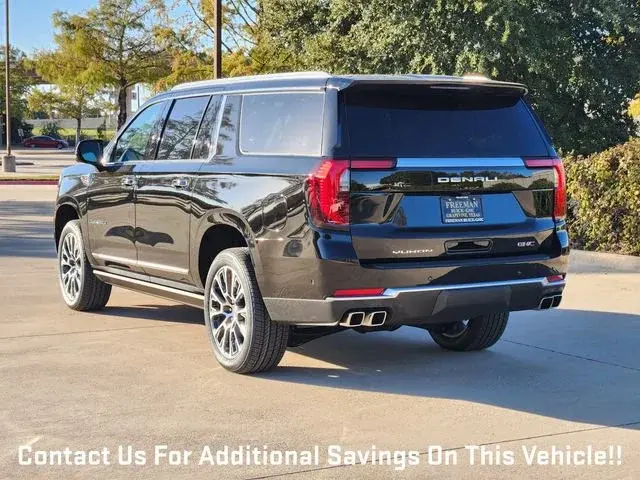 2026 GMC Yukon Denali AWD photo 4