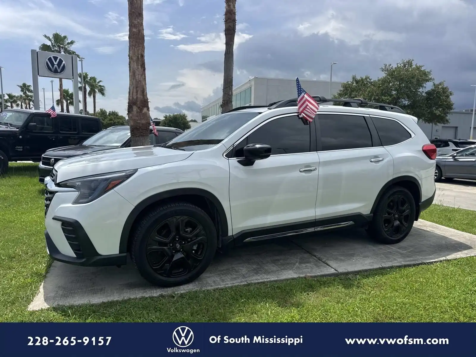2024 Subaru Ascent Touring's photo