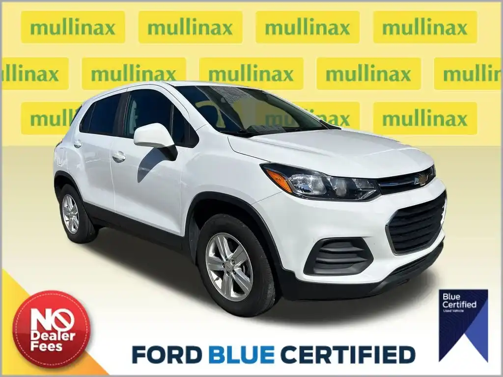 2021 Chevrolet Trax LS AWD's photo