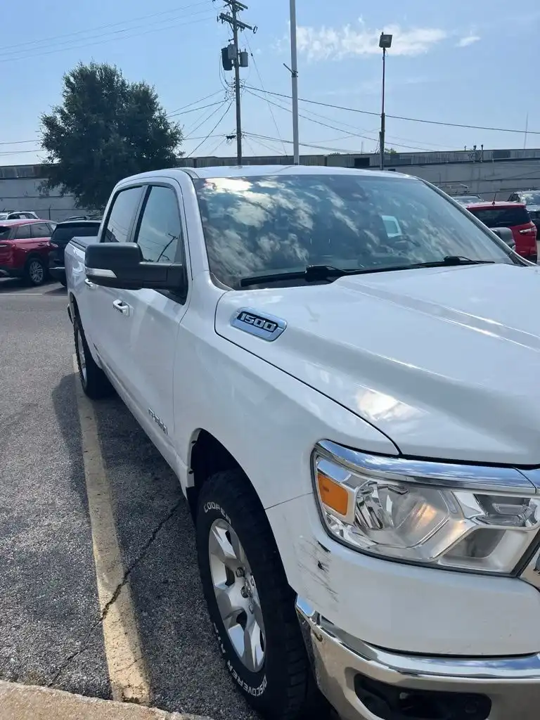 2019 RAM 1500 Big Horn/Lone Star 4WD Crew Cab 5'7's photo