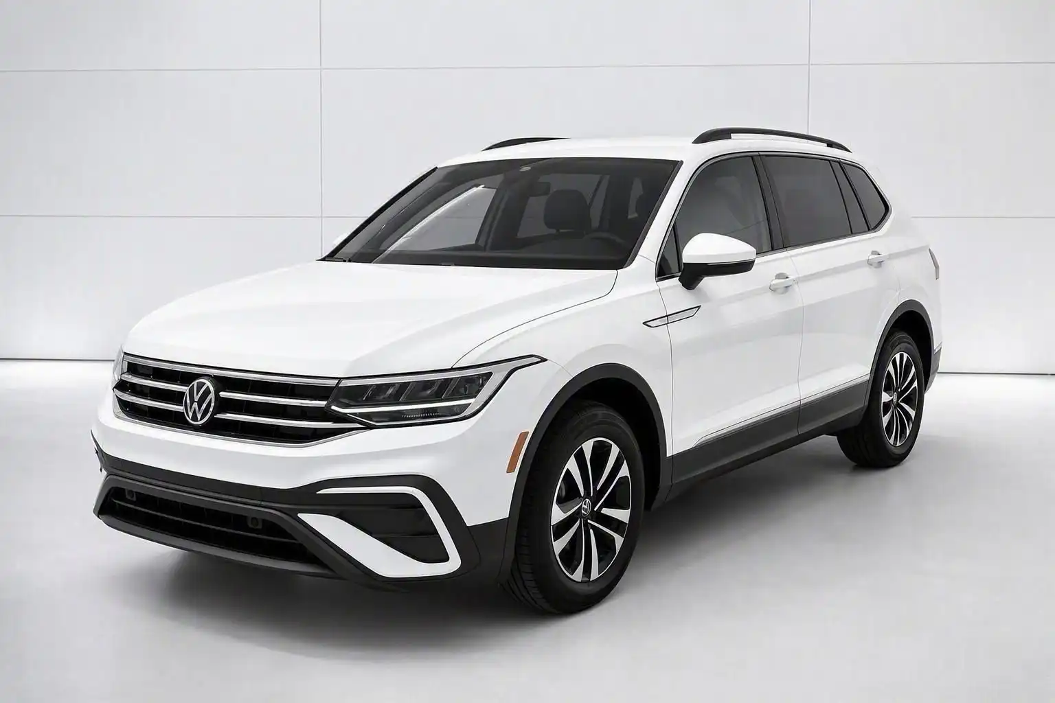 2024 Volkswagen Tiguan 2.0T S's photo