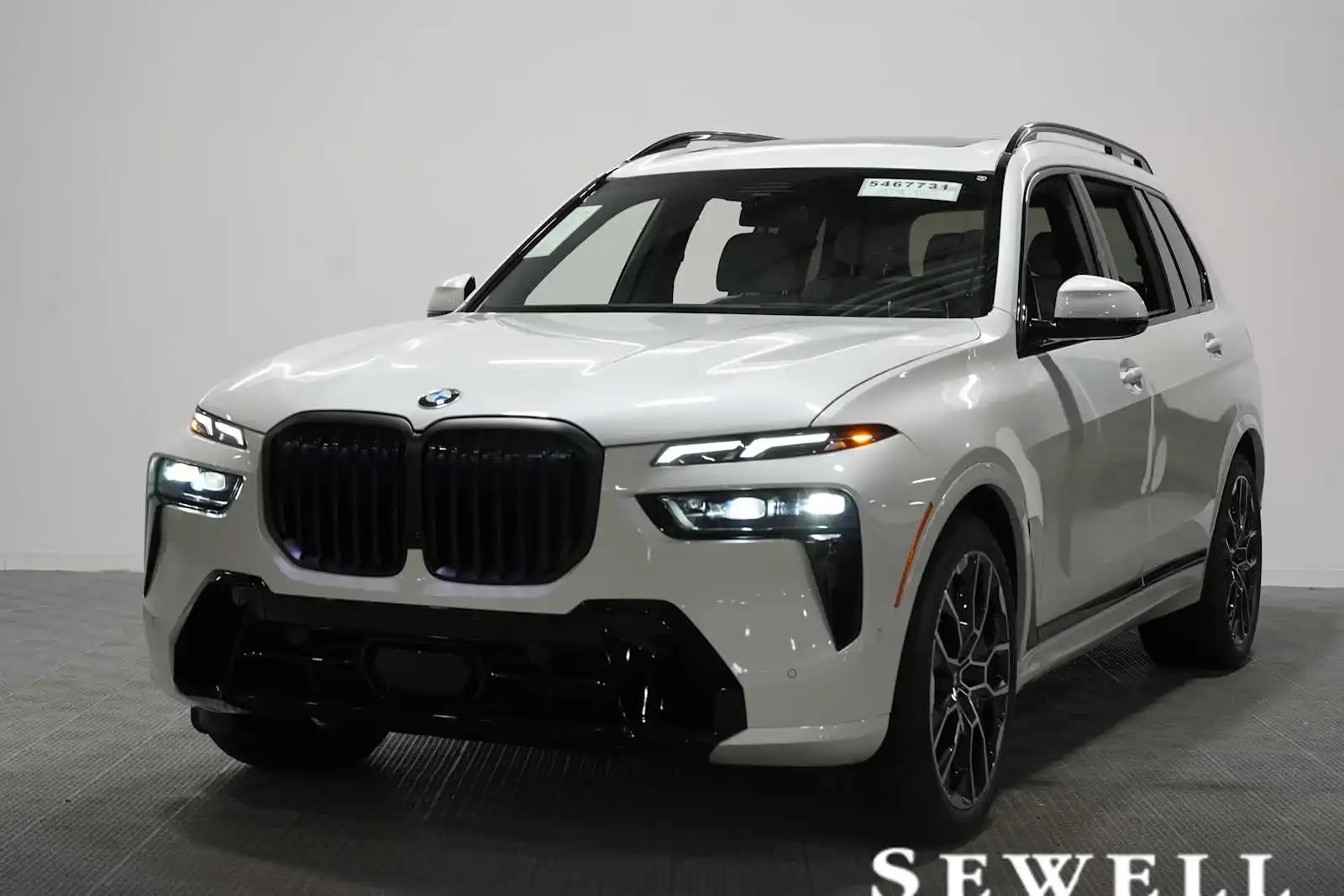 2027 BMW X7 xDrive40i's photo