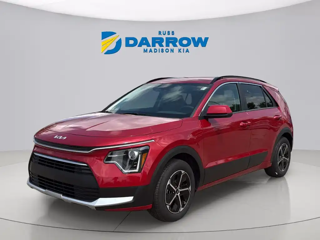 2025 Kia Niro LX HEV's photo