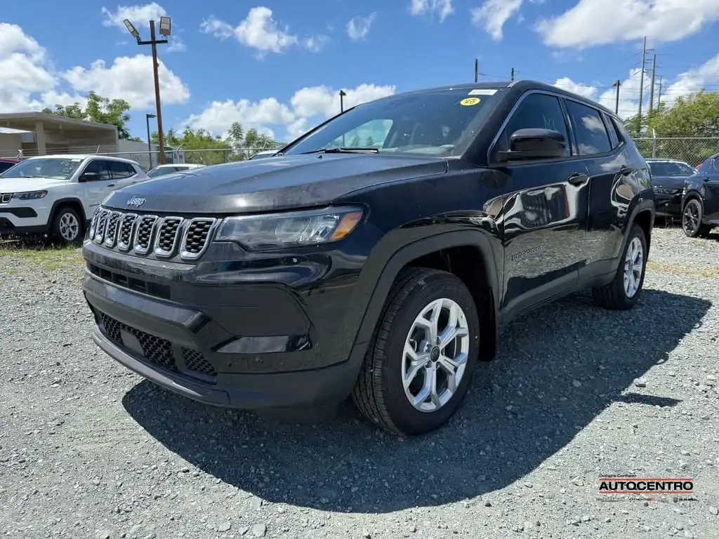 2026 Jeep Compass Latitude 4X4's photo