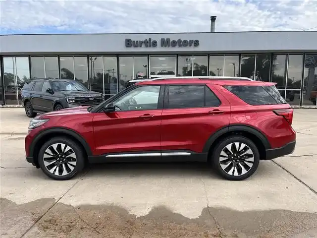 2026 Ford Explorer Platinum 4WD's photo