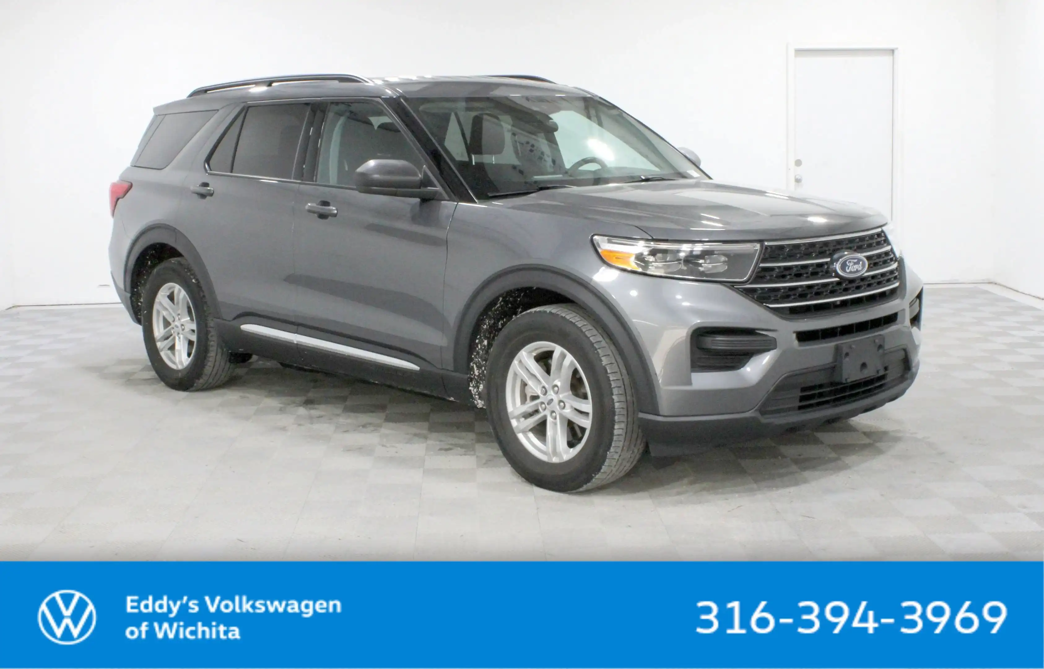 2023 Ford Explorer XLT RWD's photo