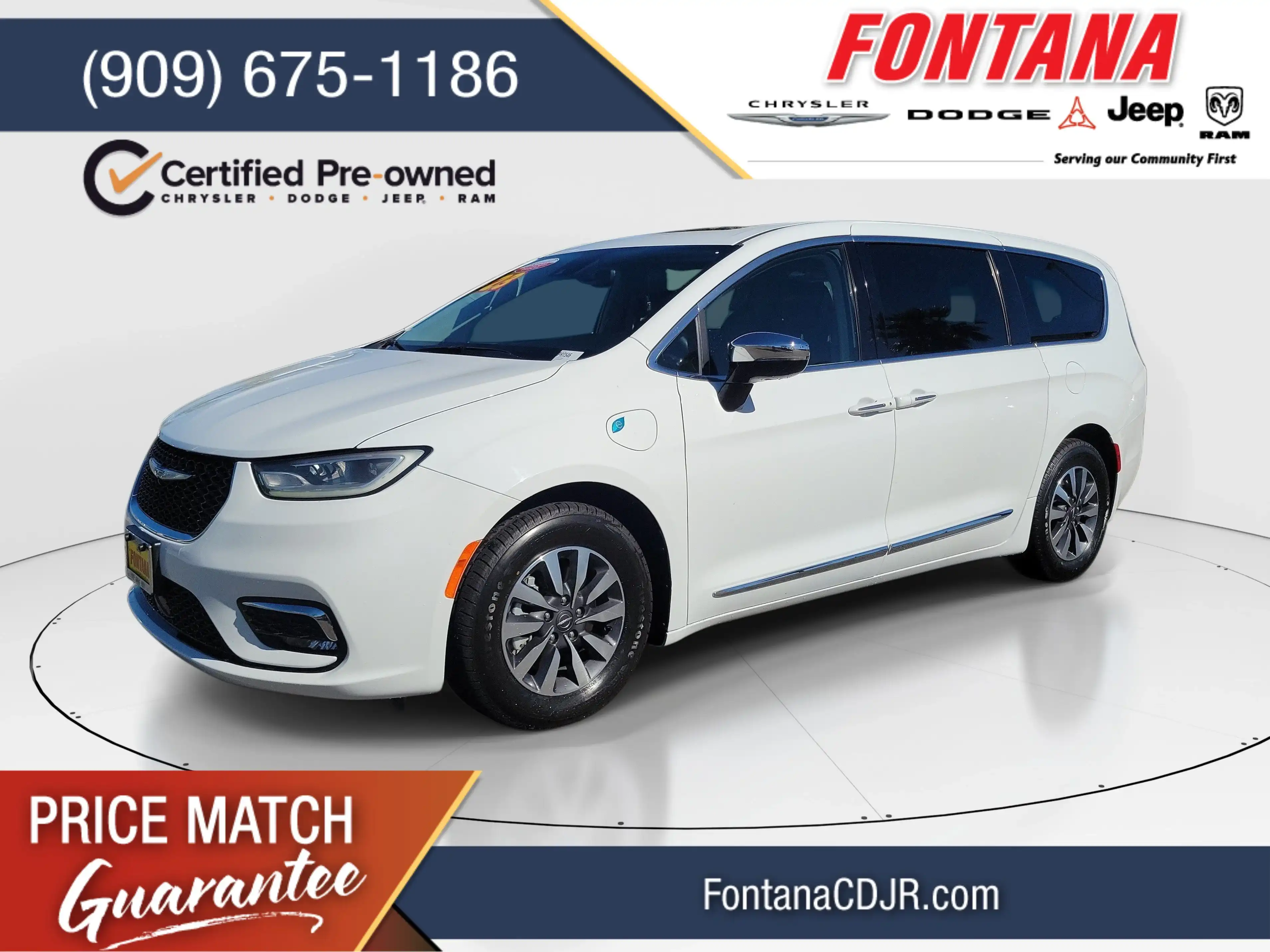 2023 Chrysler Pacifica Hybrid Limited Hybrid's photo