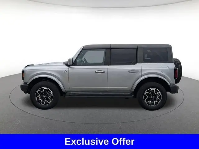 2023 Ford Bronco Outer Banks 4x4 photo 5