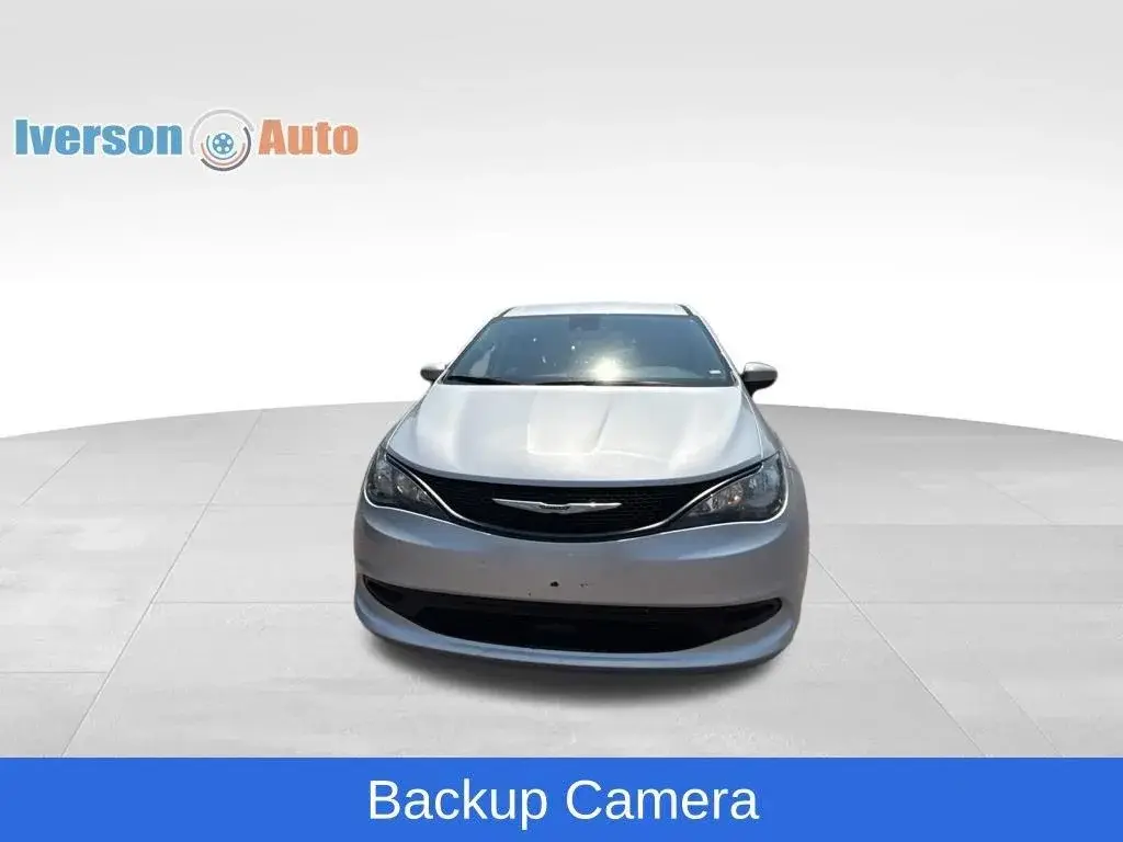 2023 Chrysler Voyager LX photo 5