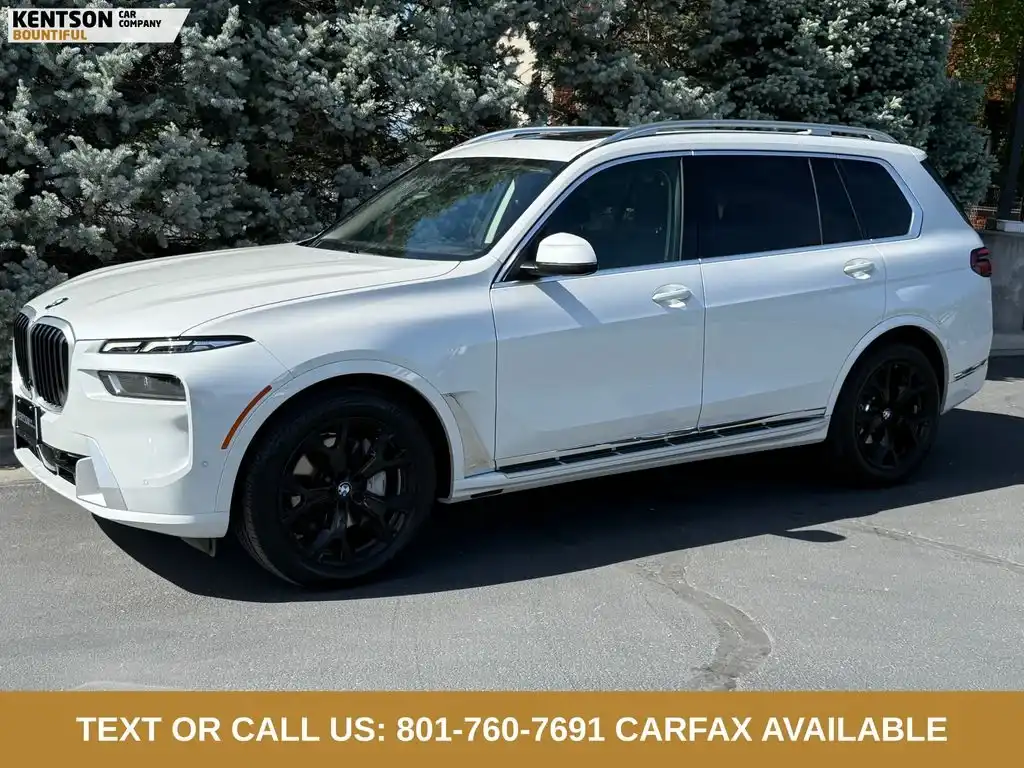 2025 BMW X7 xDrive40i's photo