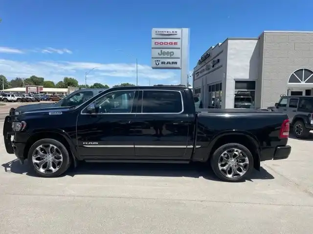 2024 RAM 1500 Limited 4x4 Crew Cab 5'7's photo